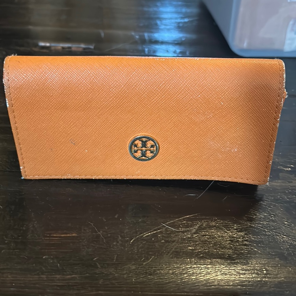🎯Tory Burch glasses case